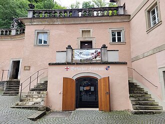 Das Besucherzentrum im historischen Felsenkeller zeigt die 1000jährige Vergangenheit der Benediktinerabtei und seiner Klosterbrauerei.